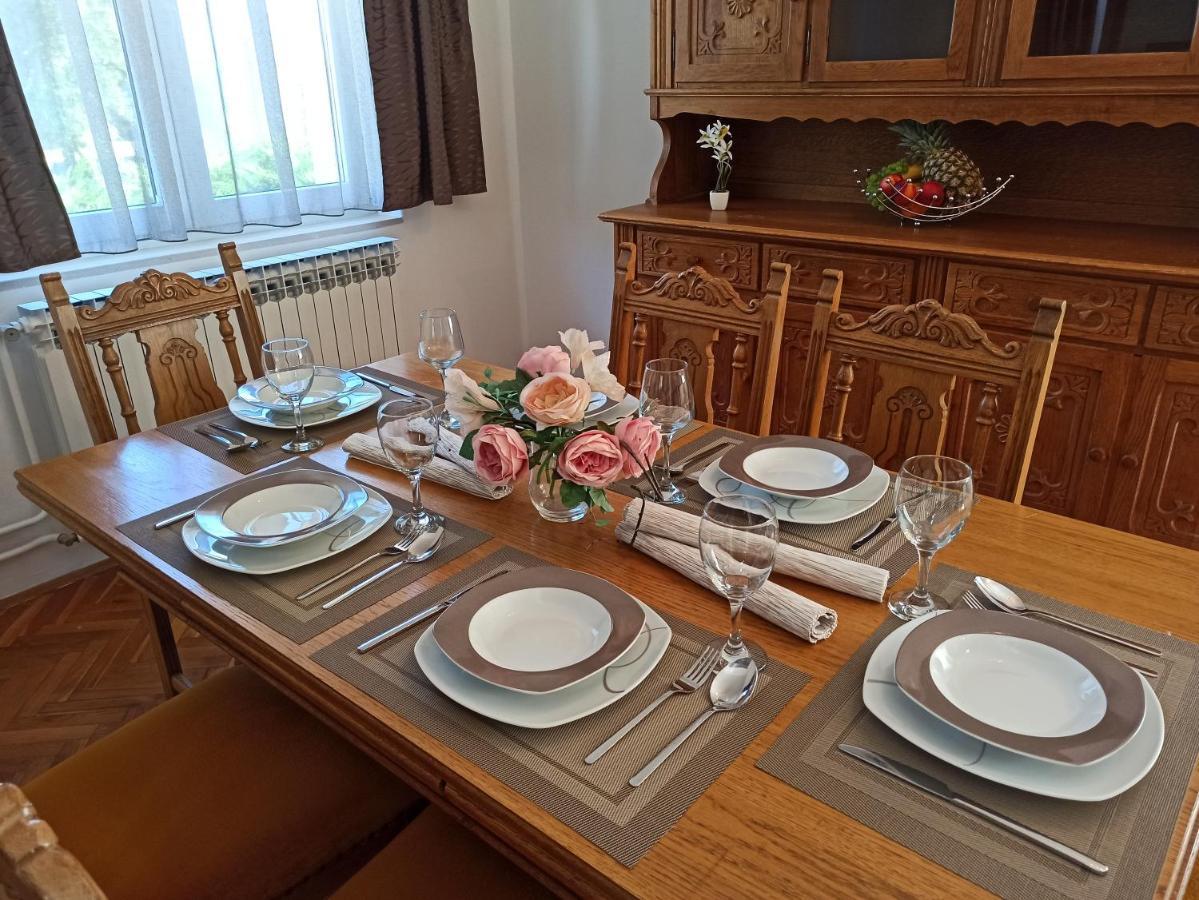Villa Rea Малинска Екстериор снимка