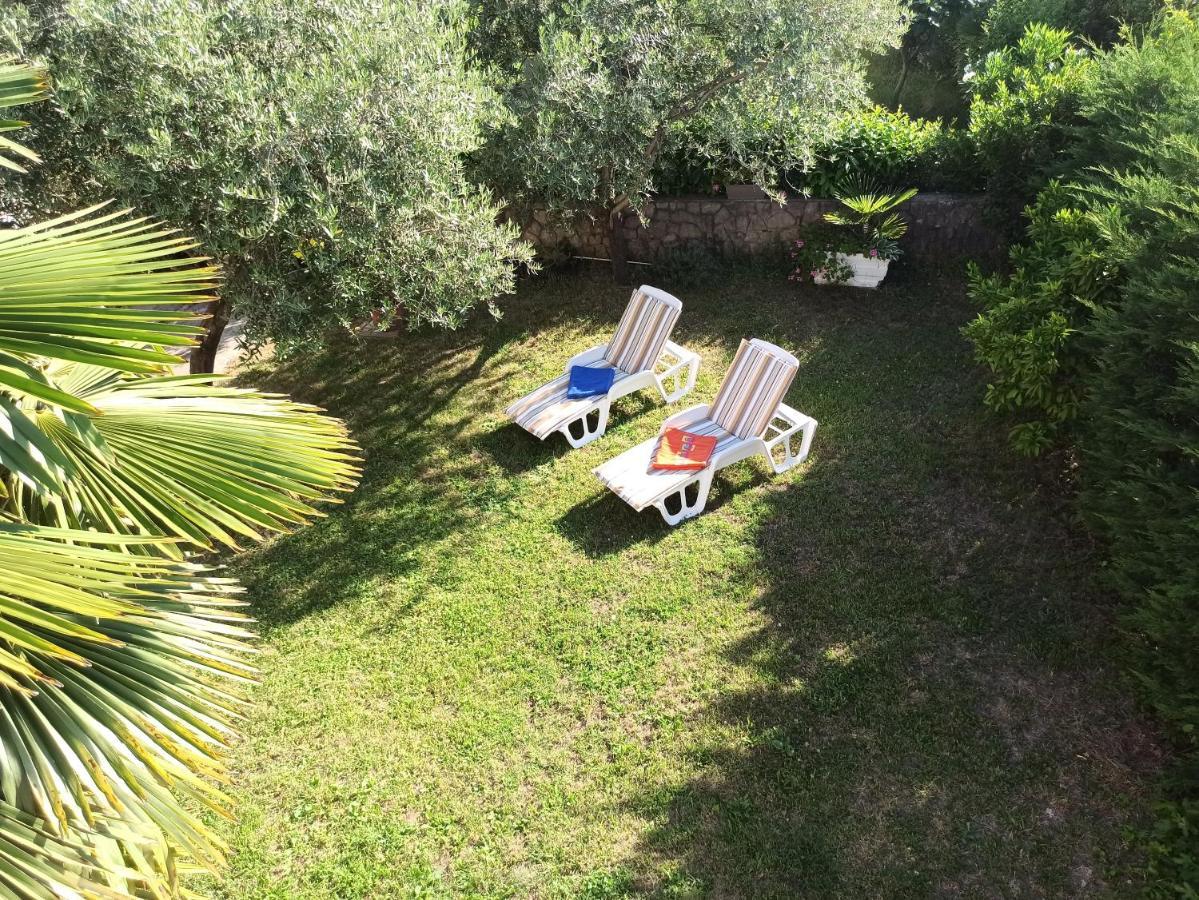 Villa Rea Малинска Екстериор снимка