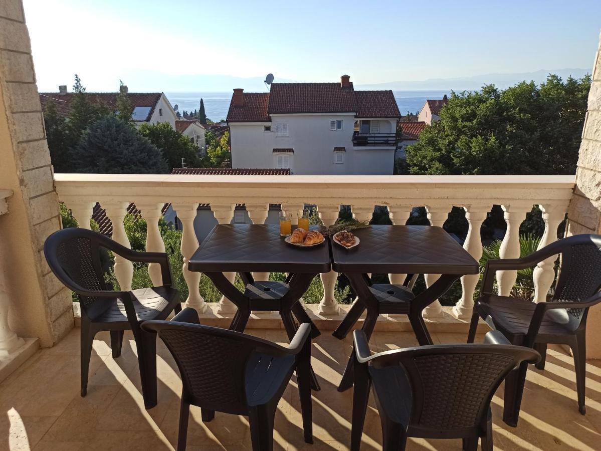 Villa Rea Малинска Екстериор снимка