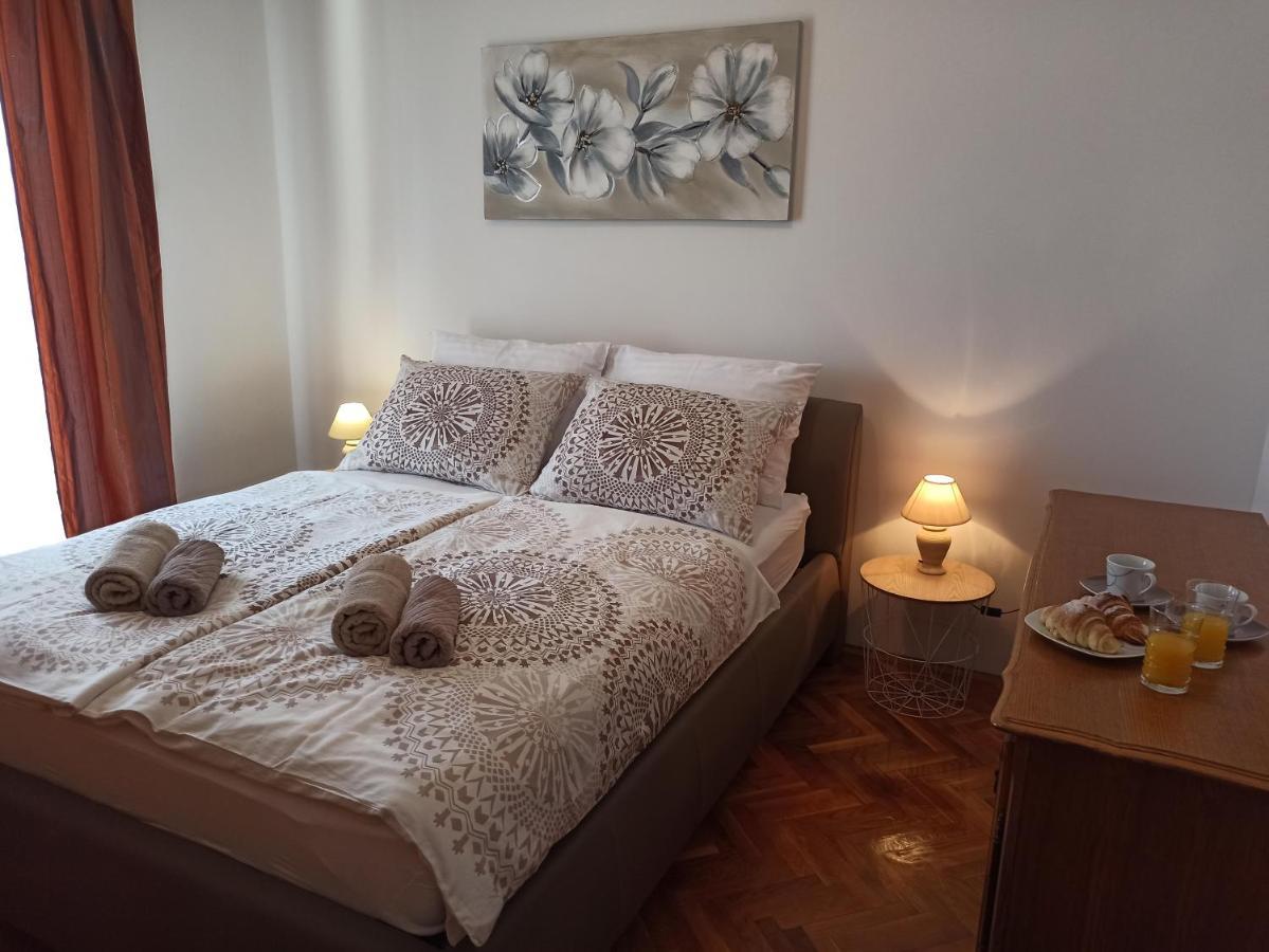 Villa Rea Малинска Екстериор снимка