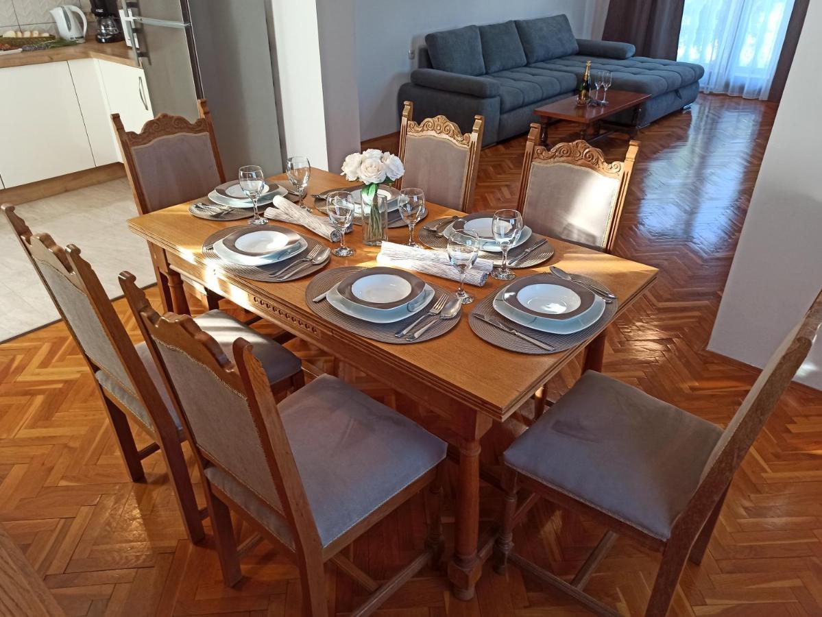 Villa Rea Малинска Екстериор снимка