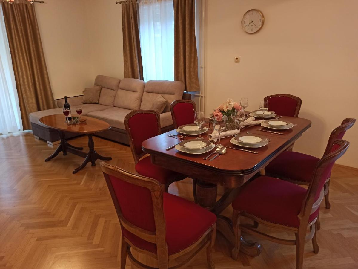 Villa Rea Малинска Екстериор снимка